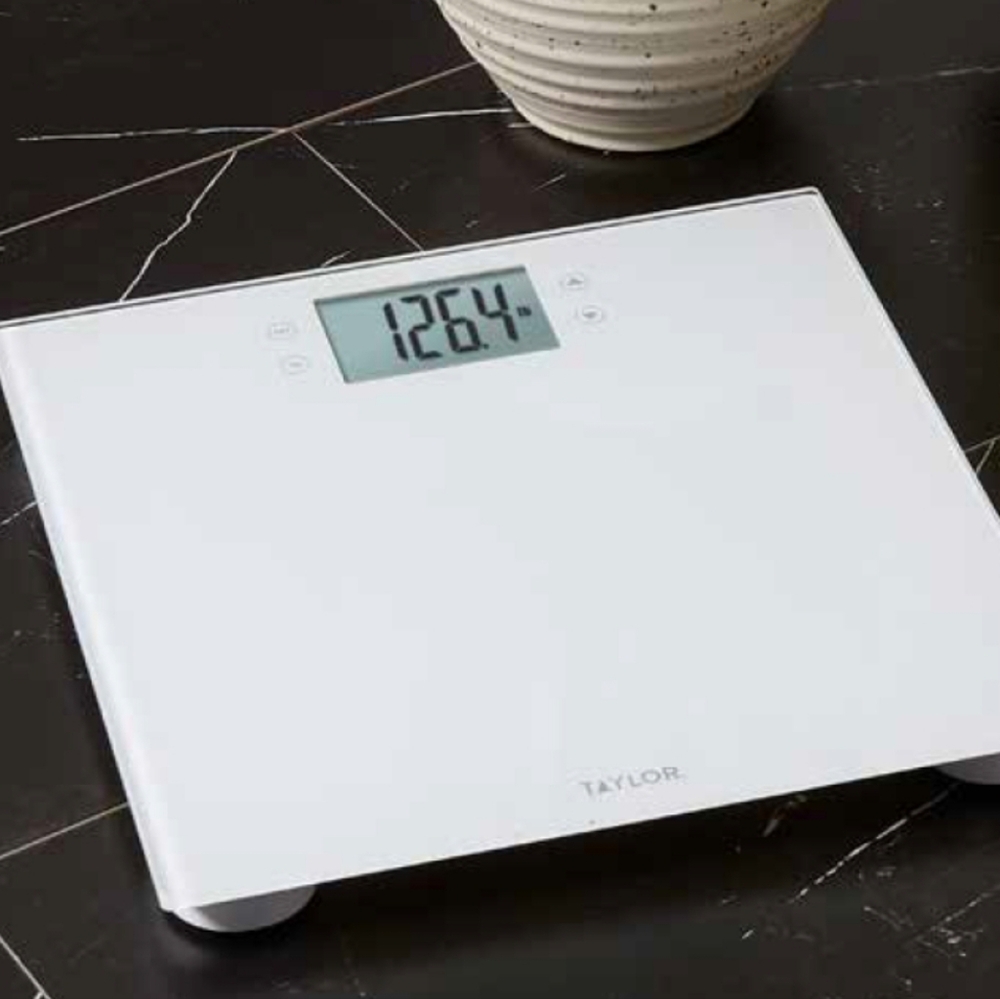 Taylor White Digital Scale W Fitness Tracking. Lnwot. Comes W Fresh Batteries.